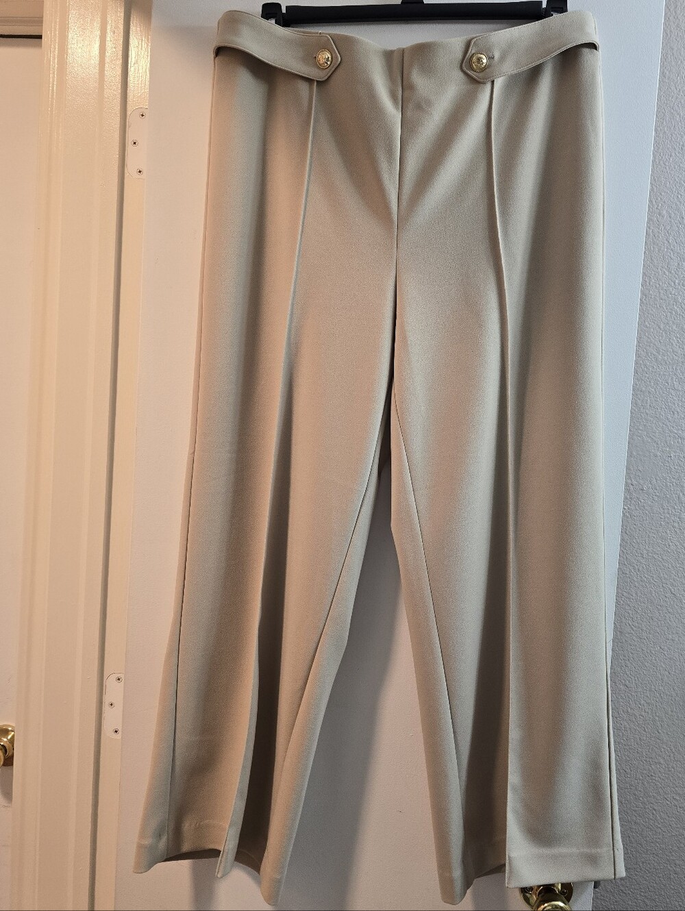 22 Jules And Leopold Wide Leg Trousers in Light Beige with Gold Buttons